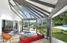 Véranda avec vue panoramique (intérieur)