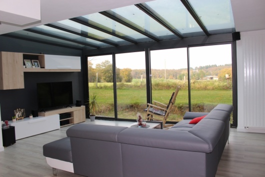 JE VEUX DE LA LUMI&Egrave;RE